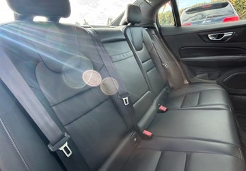Volvo S60 III Sedan 2.0 T6 310KM 2020 Volvo S60 Samochod z gwarancja 2.0 Benzyna 311KM, zdjęcie 11