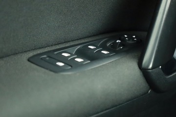 Peugeot 308 II SW Facelifting 1.2 PureTech 110KM 2019 Peugeot 308 1.2 PureTech, Salon Polska, zdjęcie 18