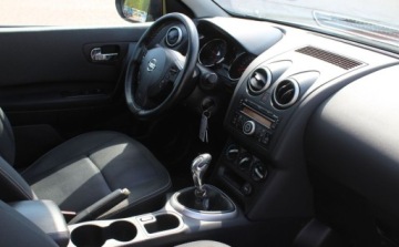 Nissan Qashqai I Crossover 1.6 115KM 2011 Nissan Qashqai SPrawdzony Od RiA 1.6 Benzyna 116KM, zdjęcie 8