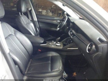 Alfa Romeo Stelvio SUV Facelifting 2.0 Turbo 280KM 2021 Alfa Romeo Stelvio TI 2021 2.0l 2.0 Benzyna 280KM, zdjęcie 9