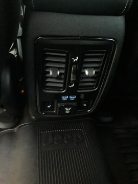 Jeep Grand Cherokee IV Terenowy Facelifting 5.7 V8 352KM 2016 JEEP GRAND CHEROKEE IV (WK, WK2) 5.7 V8 4x4 352 KM OVERLAND INSTALACJA GAZ, zdjęcie 32