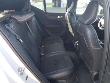 Volvo XC40 2021 Volvo XC 40 Recharge 2021 Elektryczny 402KM, zdjęcie 11