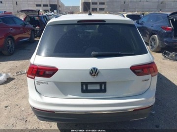 Volkswagen Tiguan II 2020 Volkswagen Tiguan SE 2020, od ubezpieczalni 2.0 Benzyna 184KM, zdjęcie 5