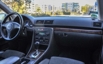 Audi A4 B6 Avant 2.5 V6 TDI 155KM 2002 Audi A4 Avant Automat Alcantara 2.5 Diesel 155KM, zdjęcie 9