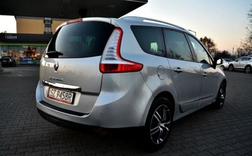 Renault Scenic III Van Facelifting 1.6 dCi eco2 130KM 2013 Renault Scenic Lift Nawigacja, 7osobowa wersja, BOSE 1.6 Diesel 130KM, zdjęcie 17