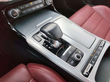 Kia Stinger Liftback 3.3 T-GDi 370KM 2018 Kia Stinger AWD GT Automat 370KM Salon PL 3.3 Benzyna 370KM, zdjęcie 14