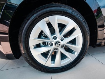 Skoda Octavia IV Liftback 1.5 TSI EVO 150KM 2026 SKODA Octavia Drive Selection 1.5 TSI mHEV DSG 150KM 2026, zdjęcie 12