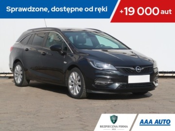 Opel Astra K Sports Tourer 1.4 Turbo 125KM 2016 Opel Astra 1.4 T, Salon Polska, GAZ, Klima
