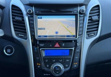 Hyundai i30 II Wagon Facelifting 1.4 MPI 100KM 2016 Hyundai i30 1,4 100KM LIFT Key-less Kamera Navi Bezwypadkowy SERWIS Super, zdjęcie 17