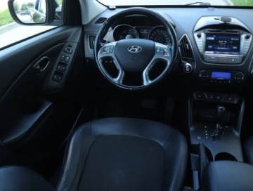 Hyundai ix35 SUV Facelifting 2.0 CRDi 184KM 2014 Hyundai ix35 2.0 CRDi, 181 KM, 4X4, Automat, zdjęcie 6
