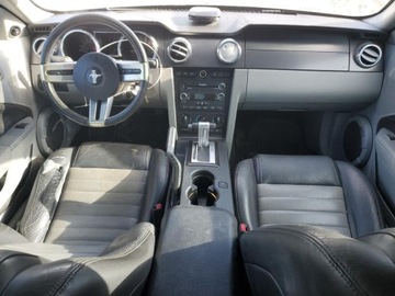 Ford Mustang V 2008 Ford Mustang GT 2008 4.6L 4.6 Benzyna 300KM, zdjęcie 8