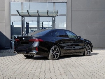 BMW Seria 5 G90-91 Touring 2.0 520d 197KM 2025 BMW Seria 5 520d xDrive Sport Sedan 2.0 (197KM) 2025, zdjęcie 2