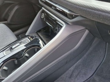 Audi 2025 AUDI Q5 TDI quattro S line Sportback Suv 2.0 (204KM) 2025, zdjęcie 13