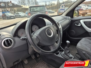 Dacia Sandero I Hatchback 5d 1.4 MPI 75KM 2008 Dacia Sandero Klimatyzacja Centralny Zamek El Szyby Nowe opony 1.4, zdjęcie 13