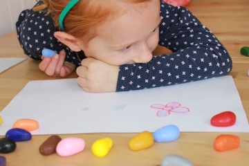 CRAYON ROCKS CRAYONS в коробке по 64 штуки, 16 цветов