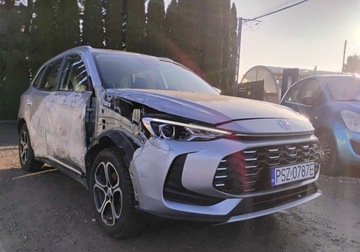 MG ZS II 2024 MG ZS 2024r, 1.5 HYBRID. Automat. Uszkodzony. Poobijany. Jezdzi. 1.5 197KM, zdjęcie 1