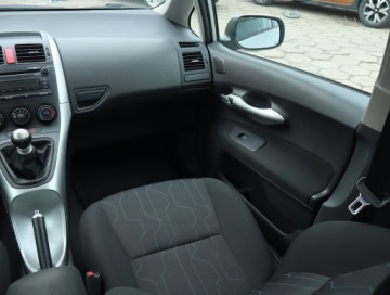 Toyota Auris II Hatchback 5d Dual VVT-i 100 99KM 2013 Toyota Auris 1.3 Dual VVT-i, Salon Polska, GAZ, zdjęcie 7