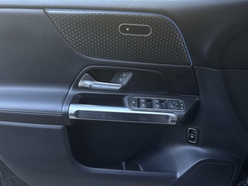 Mercedes GLB SUV 1.3 200 163KM 2024 Mercedes-Benz GLB 200, zdjęcie 20