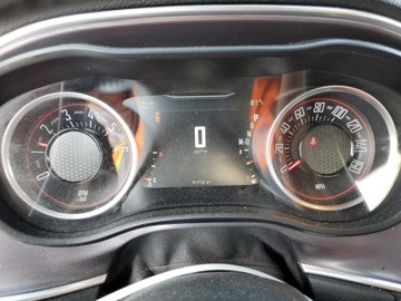 Dodge Challenger III 2016 Dodge Challenger Sxt 2016 3.6l 3.6 Benzyna 305KM, zdjęcie 9