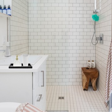 ПОДДОН ИЗ МРАМОРНОЙ СМОЛЫ В ЕВРОПЕЙСКОМ СТИЛЕ