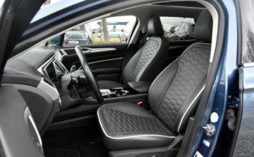 Ford Mondeo V Kombi 2.0 TDCi 180KM 2019 Ford Mondeo VIGNALE FUL LED skora grzane fotele navi. Idealny 2.0 Diesel, zdjęcie 19