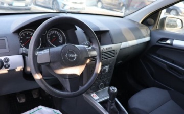 Opel Astra H Hatchback 5d 1.6 Twinport ECOTEC 105KM 2005 Opel Astra Instalacja LPG wazna do 2032 roku 1.6 BenzynaLPG 105KM, zdjęcie 6