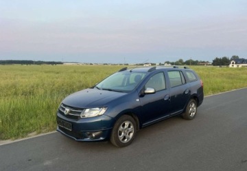 Dacia Logan II MCV Tce 90KM 2015 Dacia Logan Dacia Logan II 0,9 TCE Laureat bezwypadkowa Benzyna 90KM, zdjęcie 2