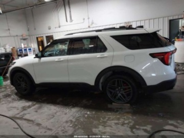 Ford Explorer VI 2025 Ford Explorer St 2025 3.0 Benzyna 400KM, zdjęcie 2