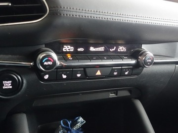 Mazda 3 IV Hatchback 2.0 Skyactiv-G 122KM 2021 Mazda 3 2.0 Ben.122KM/Automat/Navi/Head up/Bi, zdjęcie 30