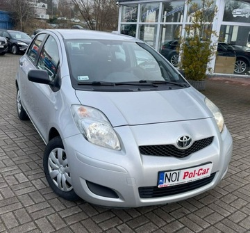 Toyota Yaris II Hatchback 5d 1.0 VVT-i 69KM 2010 Toyota Yaris model 2011, polski salon, serwis