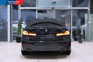 BMW Seria 5 G30-G31 Limuzyna Facelifting 2.0 520d 190KM 2021 BMW Seria 5 520d xDriveFV23Adaptacyjne Reflektory LEDService Inclusive, zdjęcie 18