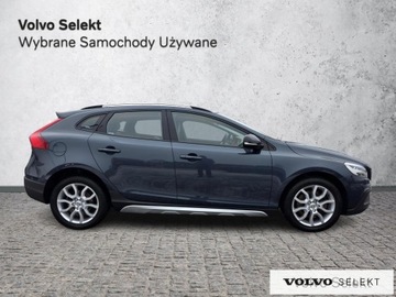 Volvo V40 II Cross Country Facelifting 2.0 T4 190KM 2018 Volvo V40 Salon PL FV23 Summum T4 AWD 190KM Skóra, zdjęcie 8