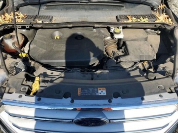 Ford Escape III 2.0 EcoBoost 243KM 2018 Ford Escape 2.0 Benzyna 242KM 4X4 wersja Titanium, mala szkoda 2.0 242KM, zdjęcie 10