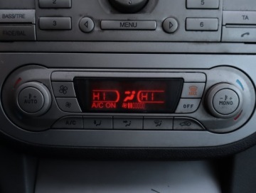 Ford Kuga I 2011 Ford Kuga 2.0 TDCi, 4X4, Klima, Klimatronic, zdjęcie 12