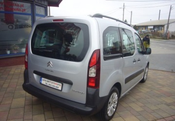Citroen Berlingo II Van Facelifting 2015 1.6 VTi 98KM 2016 Citroen Berlingo Citroen Berlingo II Salon PL 1.6 Benzyna 98KM, zdjęcie 5