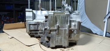 SUZUKI GSF 600 BANDIT CRANKERS КОРПУС БЛОКА ДВИГАТЕЛЯ ВЕРХНИЙ НИЖНИЙ ШАТАНТ