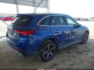 Mercedes GLC C254/X254 2023 Mercedes-Benz GLC 2023r., 2.0L 2.0 Hybryda Plug-in 255KM, zdjęcie 2