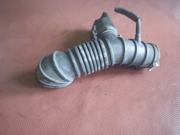 TRUBKA PŘÍVOD 3.5 V6 MITSUBISHI PAJERO II