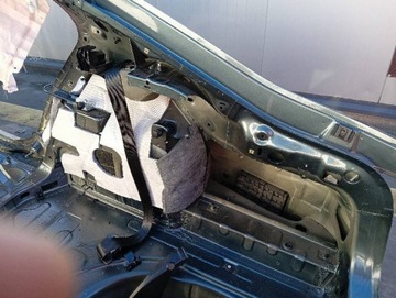 DÍL ŘEZANÝ KAROSÉRIE ČTVRTKA PRAVÁ ZADNÍ HB SKODA SUPERB III (2015-)