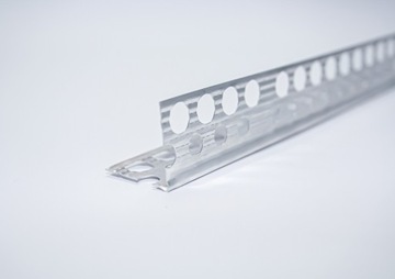 Уголок алюминиевый перфорированный 0,30х23х23мм 2,5м