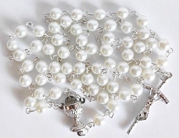 KSIĄŻECZKA MODLITEWNIK KOMUNIA + RÓŻANIEC PEREŁKA + PUDEŁECZKO + ŚWIECA MK