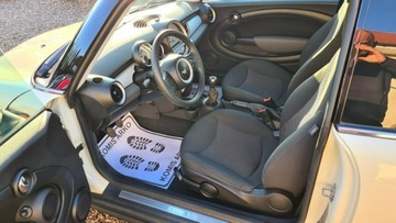Mini One II Hatchback 1.4 95KM 2009 Mini ONE opony zimowe na stalówkach, zdjęcie 8
