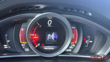 Volvo V40 II Cross Country D3 150KM 2015 Volvo V40 2.0d3 204KM bi xenon asyst.park Navi kamera panorama zamiana 1, zdjęcie 20