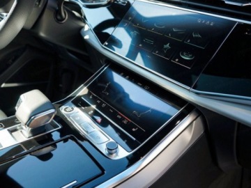 Audi Q7 II SUV Facelifting  3.0 50 TDI 286KM 2026 AUDI Q7 50 TDI quattro S Line Suv 3.0 (286KM) 2026, zdjęcie 9