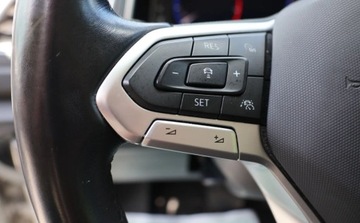 Volkswagen T-Roc I SUV Facelifting 1.5 TSI ACT 150KM 2023 Volkswagen T-Roc Nawigacja, Grzane Fotele, Alcantara, Czujniki PT, Tempoma, zdjęcie 13