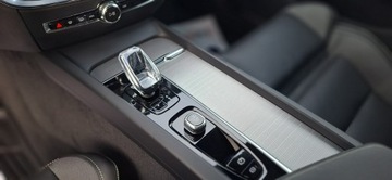 Volvo S60 III 2024 Volvo S60 B5 AWD plus dark benzyna hybryda, zdjęcie 16