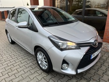 Toyota Yaris III Hatchback 5d Facelifting 1.33 Dual VVT-i 99KM 2015 Toyota Yaris 1.3 benzyna 99 KM automat zarej w PL zadbany mozliwa zam, zdjęcie 1