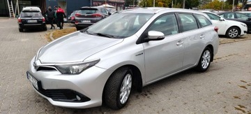 Toyota Auris II 2019 Toyota Auris 1.8 Hybryda 100KM Salon Pl. F.Vat 23 1.8 Benzyna 100KM