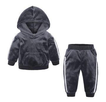 KOMPLET WELUROWY BLUZA Z KAPTUREM SPODNIE DRESY