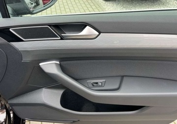 Volkswagen Passat B8 Limousine Facelifting 2.0 TDI SCR 150KM 2020 Volkswagen Passat 2.0TDI 150KM FulLed Navi Kamera Carplay AluZima Oryginal, zdjęcie 7